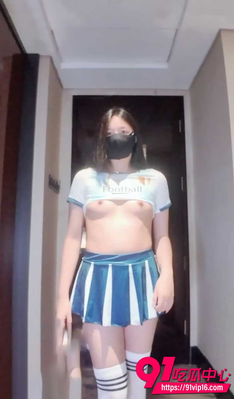 极品骚妻00后持证夫妻 1