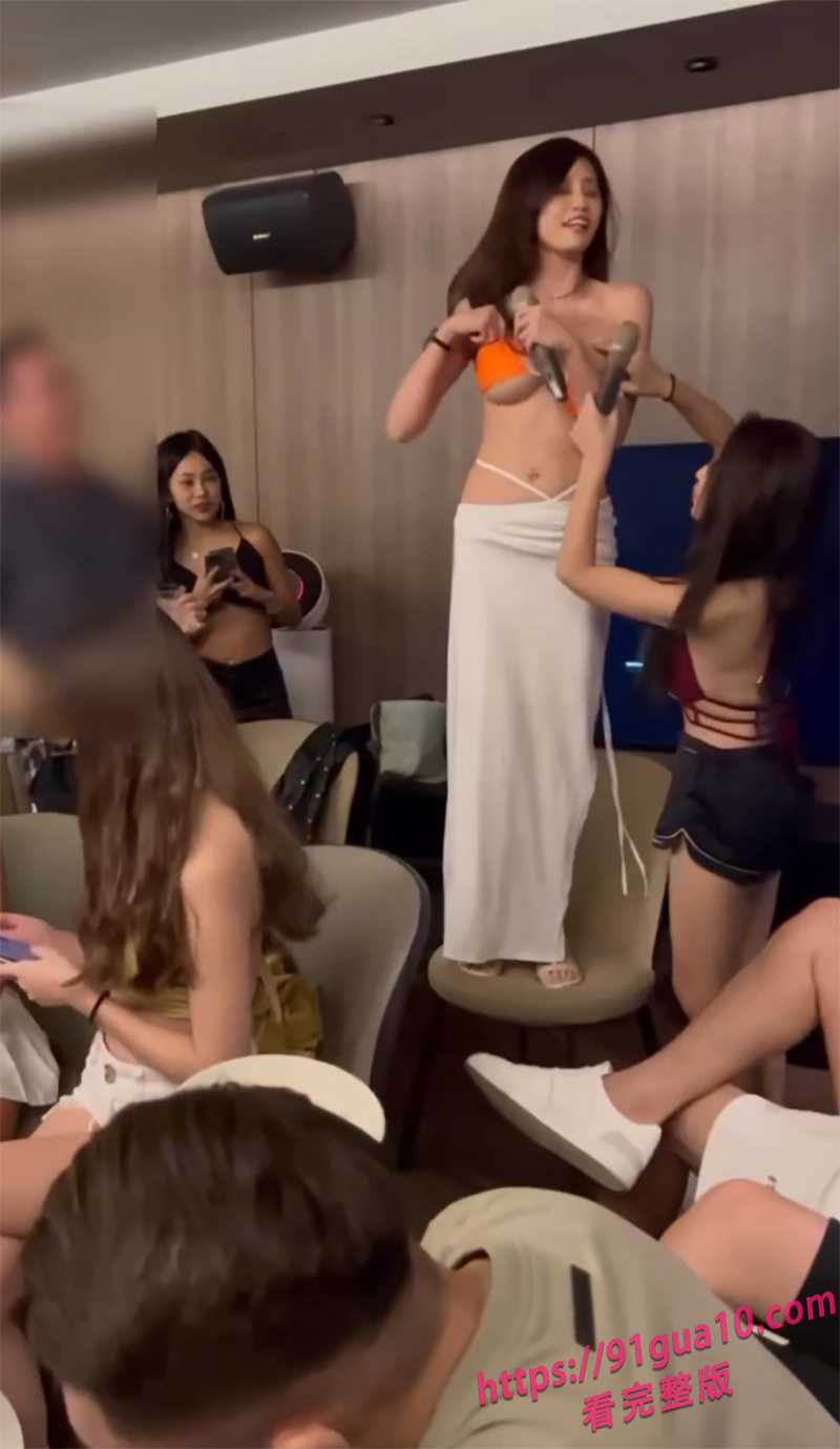 上海名媛盛宴酒店多人激战 近距离偷拍视频疯传