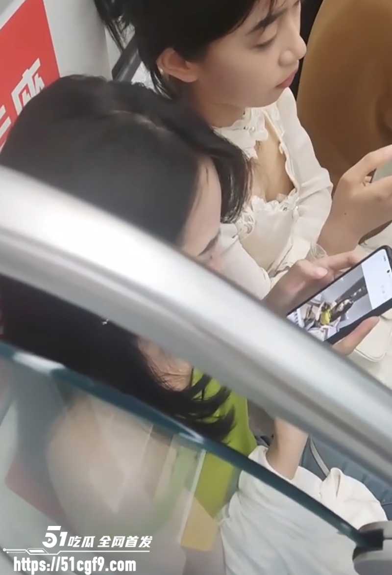 地铁高抄抓拍抄胸 9 拷贝 地铁高抄抓拍抄胸 9 拷贝