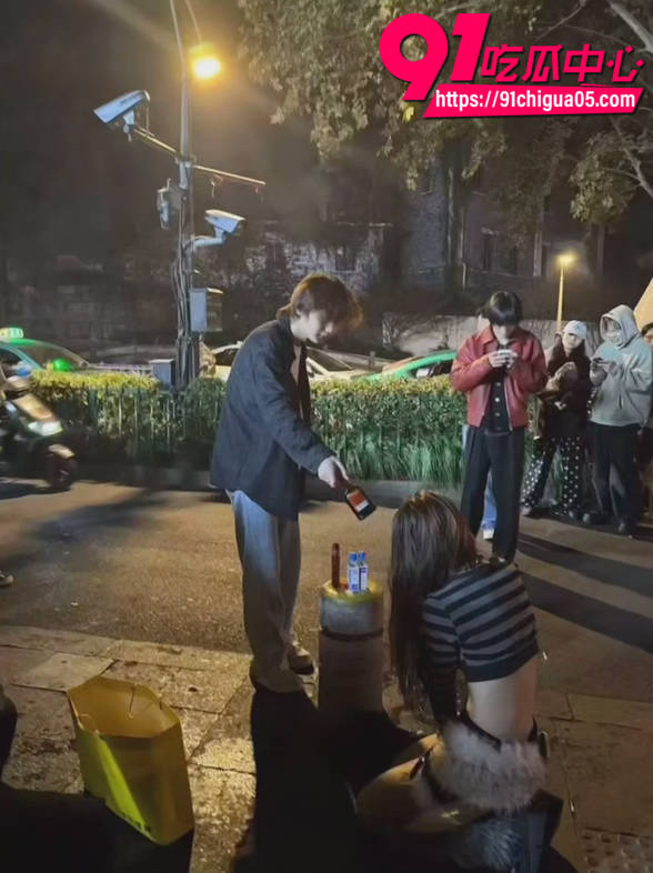 杭州BPM酒吧当街捉奸6