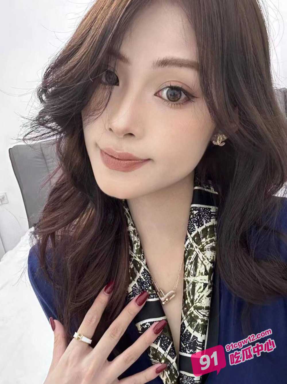 海角新作新婚骚弟媳～弟媳闺蜜定亲了 只能拿骚弟媳泄愤！