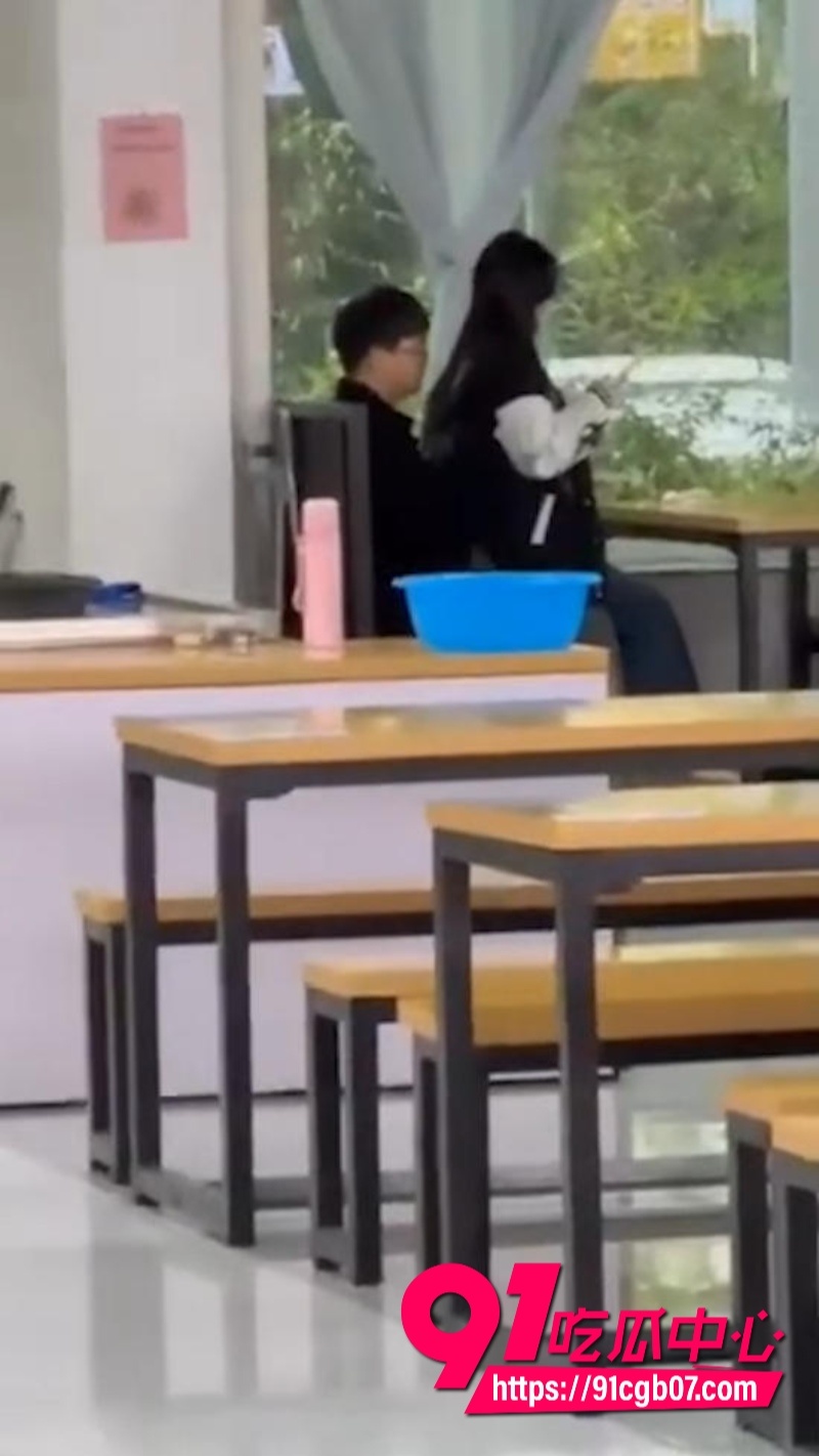 河南郑州商学院二食堂4