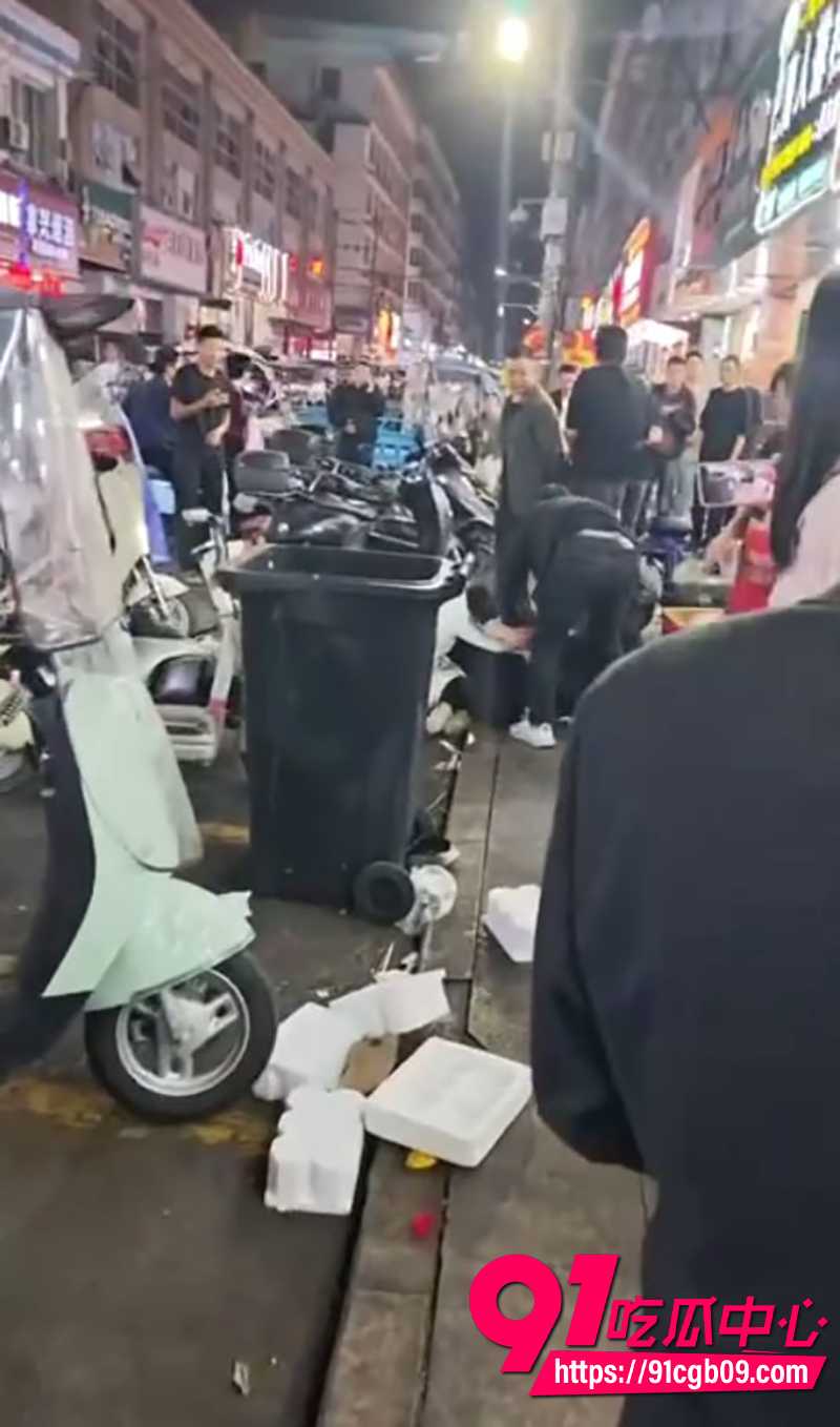 温州龙港池浦路打小三事件 3