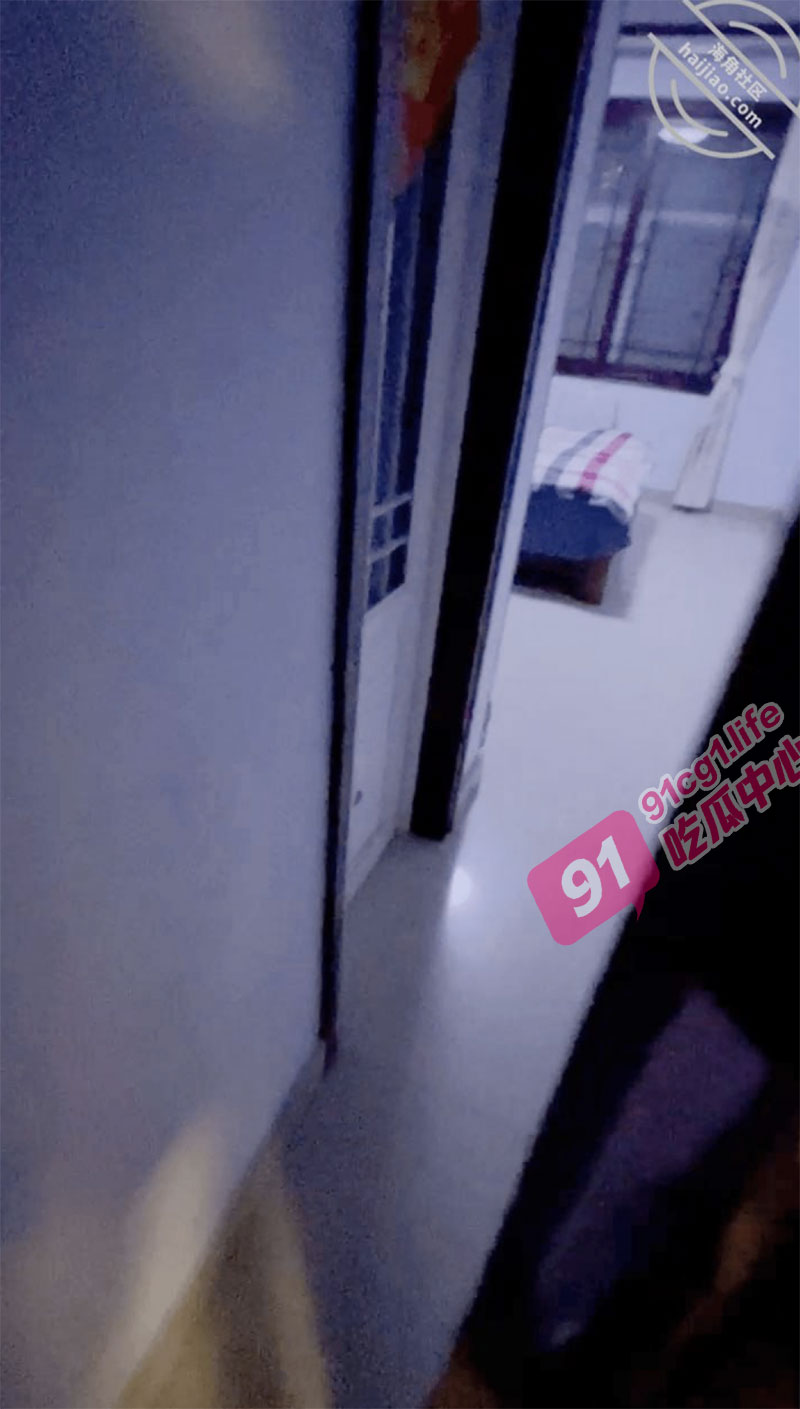 011.jpg