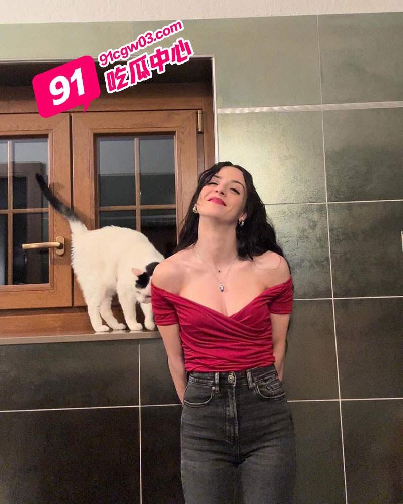 01.jpg
