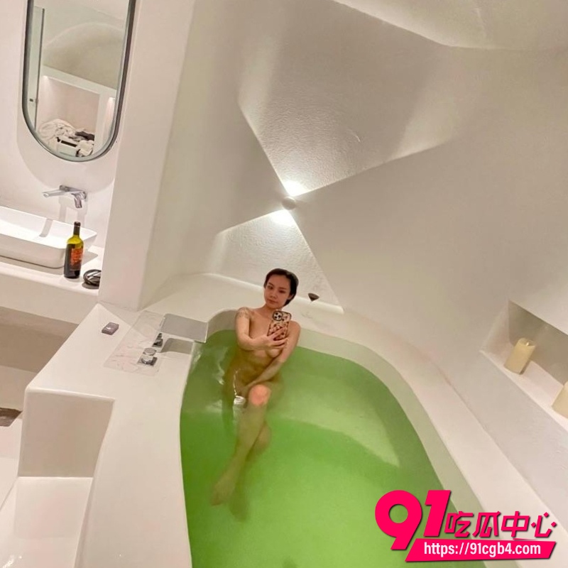骚逼母狗黄丽娜10