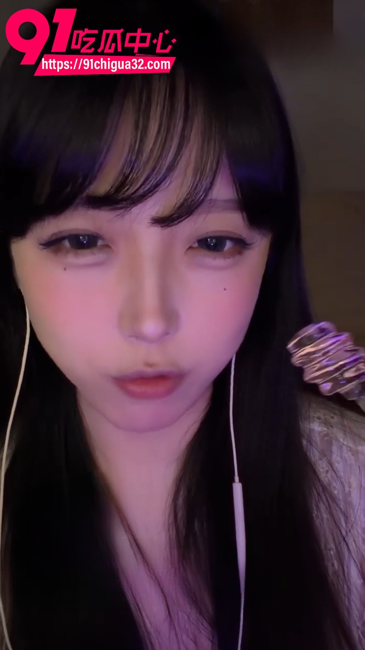 小鸟大王温柔舔奶油蜂蜜棒2