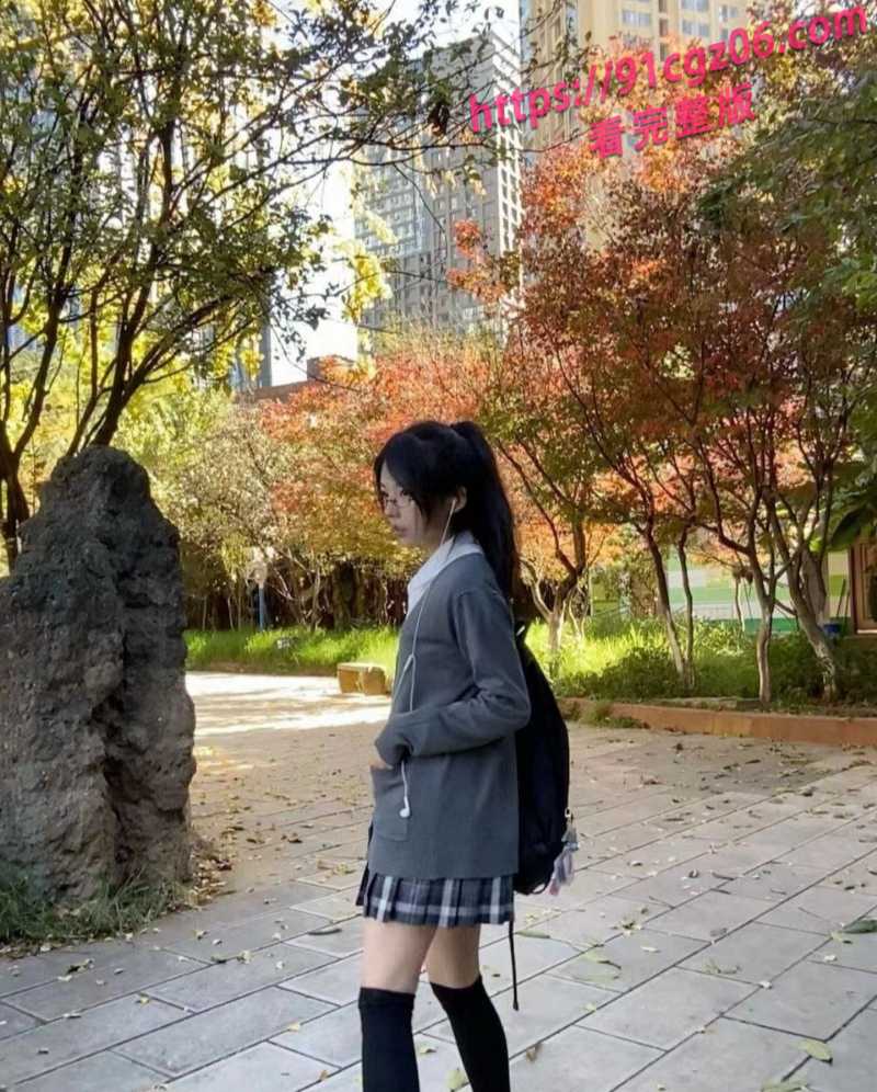 武昌职业学院清纯女生曹心宇3.jpg