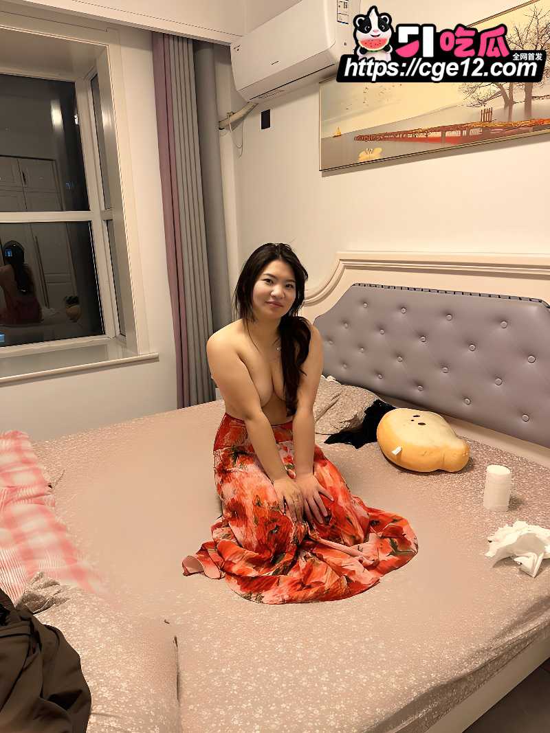 巨乳人妻性爱私拍 3