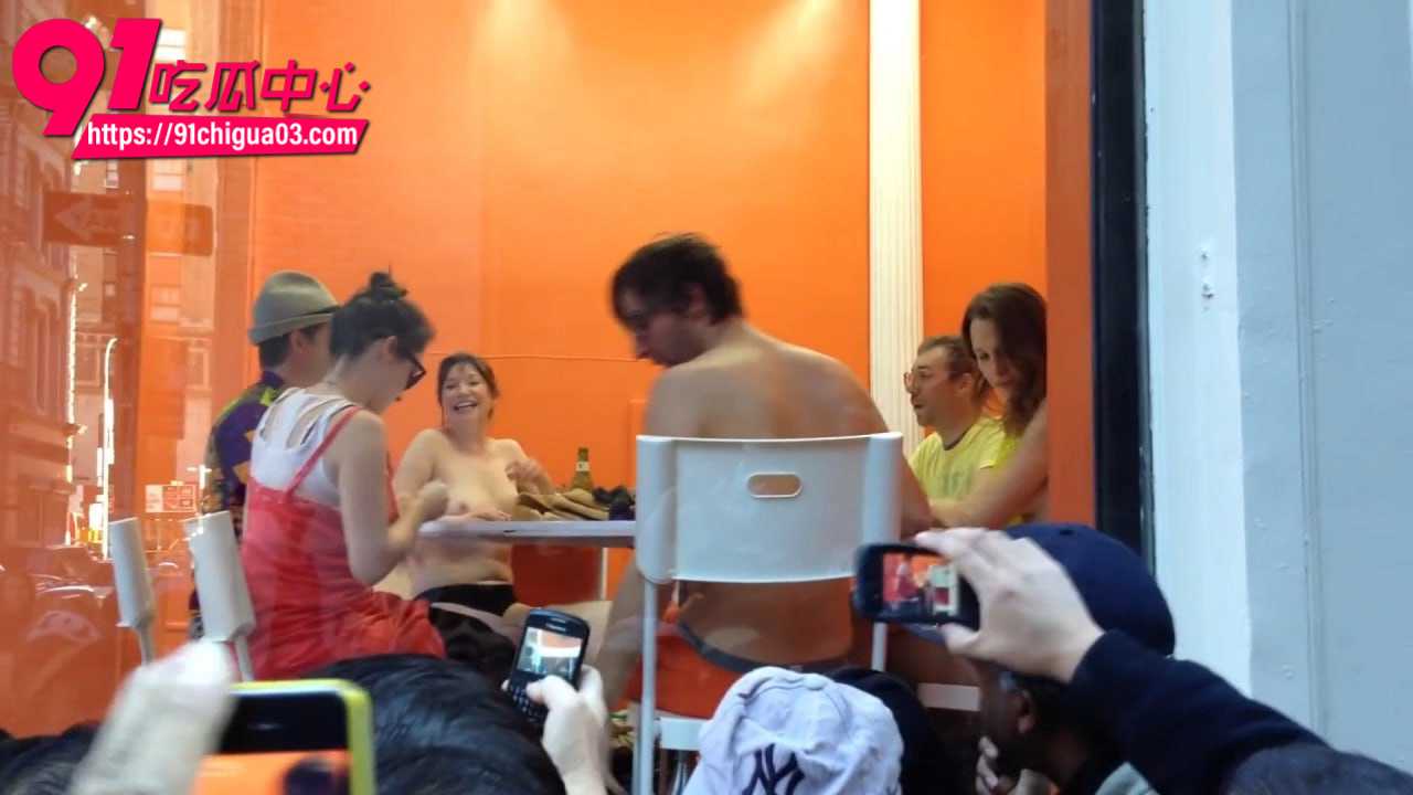 成人扑克橱窗6