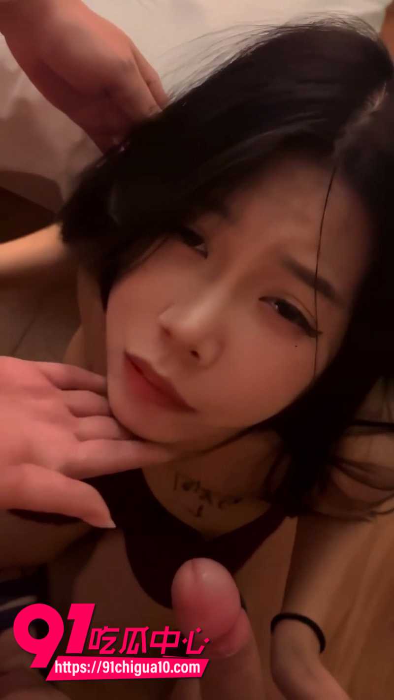 女高中生竟然是主人的性瘾母狗被拴上狗链多人群P爆操8 女高中生竟然是主人的性瘾母狗被拴上狗链多人群P爆操8