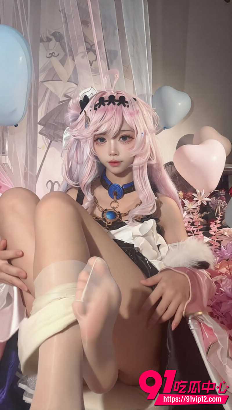 推特足控福利姬白栎Shirly 1