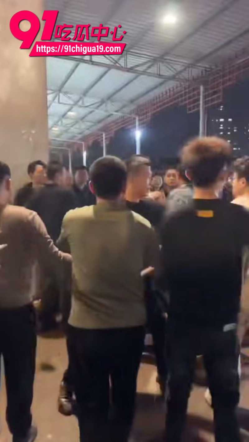 广东揭阳新亨大围村 营老爷打架现场 传统习俗让男人们热血沸腾