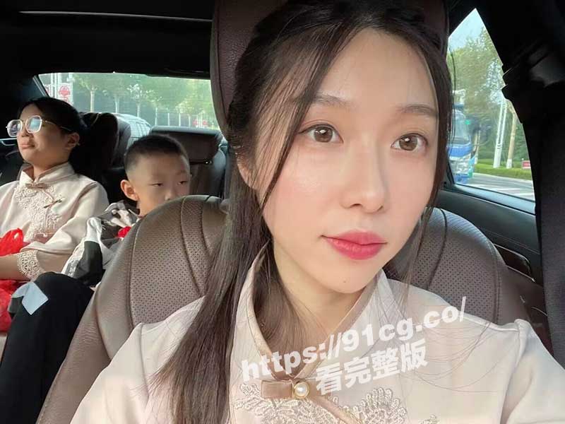 【云盘泄密】绿帽系列!人妻勾搭渣男晒视图炫耀疯传