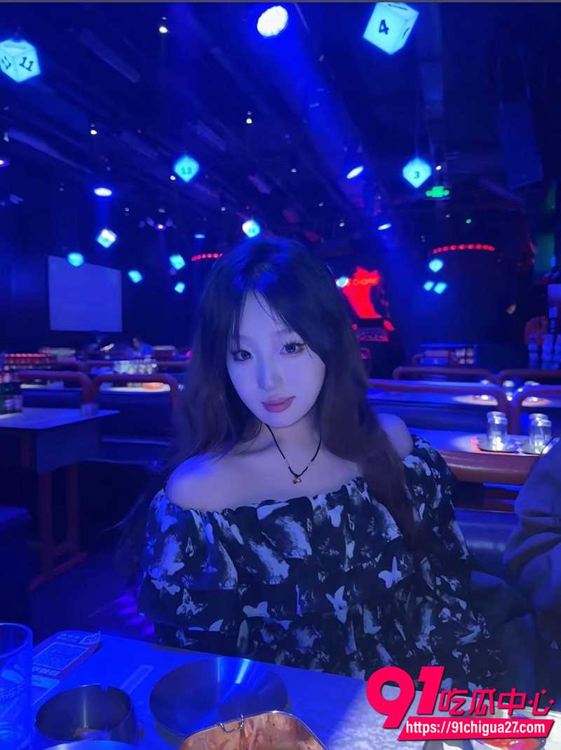 石家庄科技大学王艺诺 人前乖乖女神淫荡一面 床上被男友猛干不止自拍不慎流出!