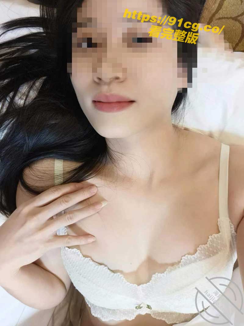 姐弟乱伦！美艳堂姐洗鸳鸯浴吃屌口爆厕所提臀开操骚淫美逼无套抽插内射