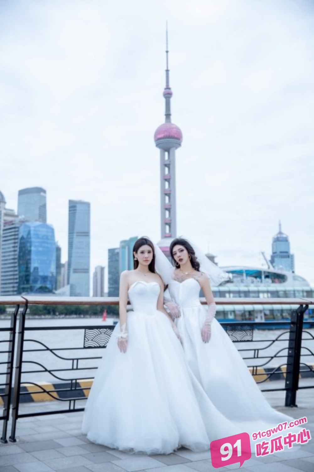万众期待的松紫大大 给大家更新大尺度视频 最强级寸止控制s女王来了！ 配图2