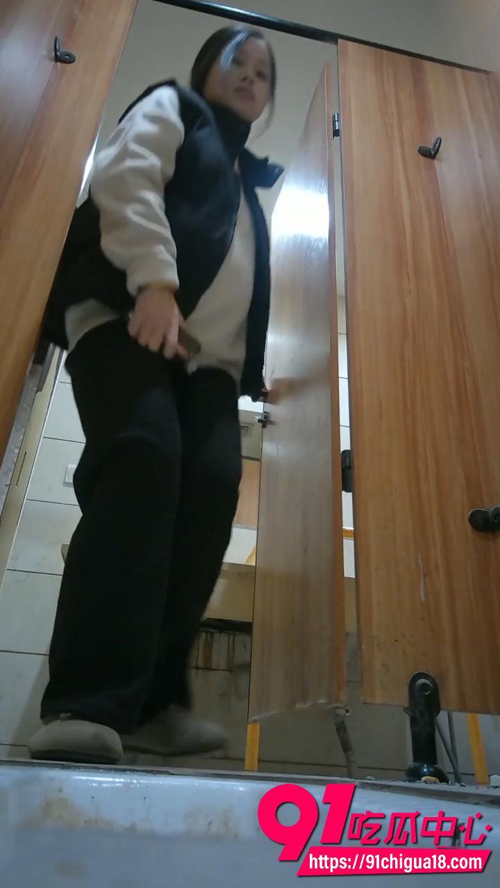 商场女厕高清摄像头全景后拍2 商场女厕高清摄像头全景后拍2
