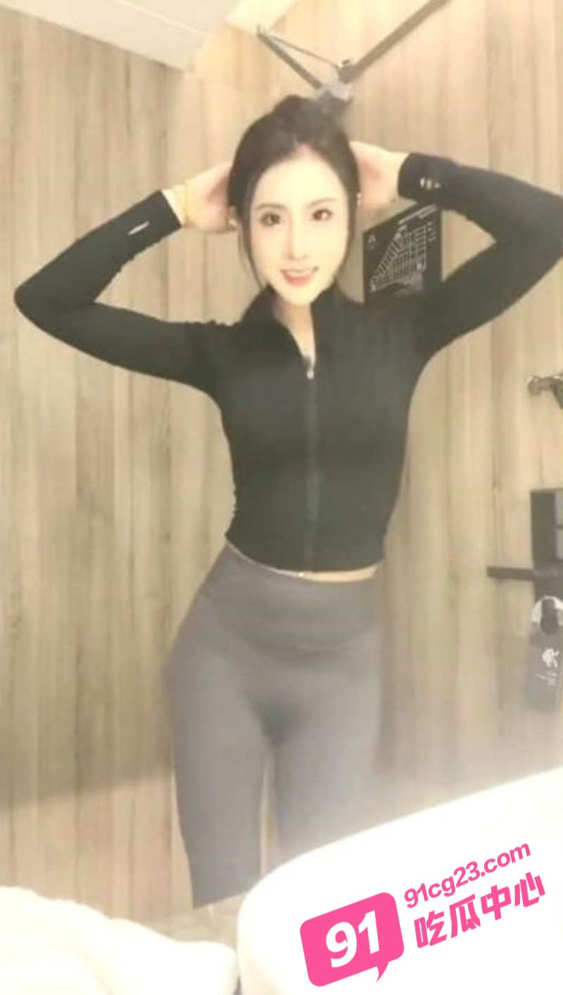 高能预警！比女人还妩媚的济南TS小熙 滥交性爱视频大曝光！床技之娴熟令女人汗颜！ 配图4