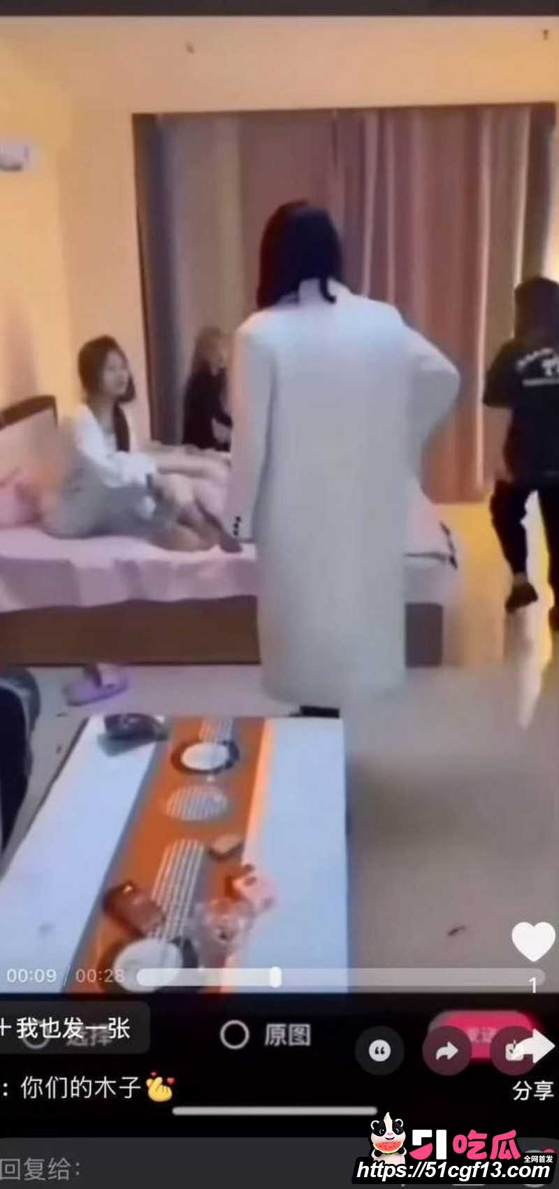 快手精神小妹木子姥姥早期打架视频010 快手精神小妹木子姥姥早期打架视频010