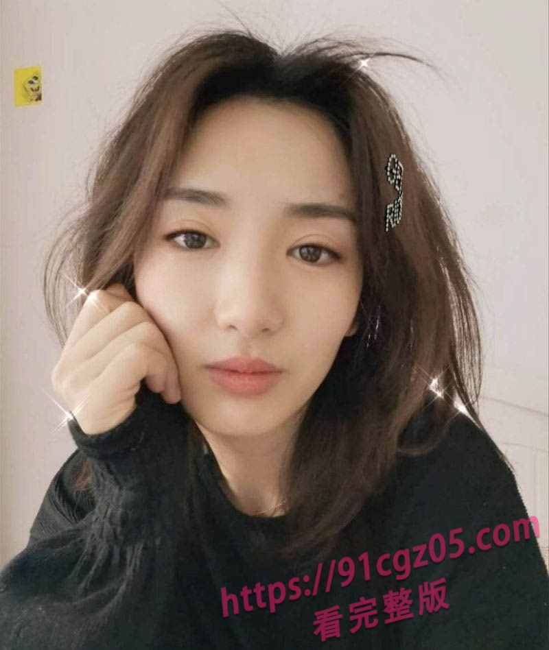商场销售员球球偷情领导视频曝光 寂寞的人妻制服诱惑满满~