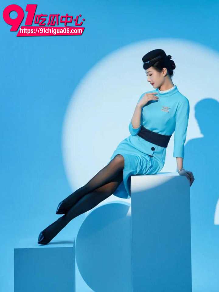 高颜值空姐从飞机女神沦为床上淫骚母狗3