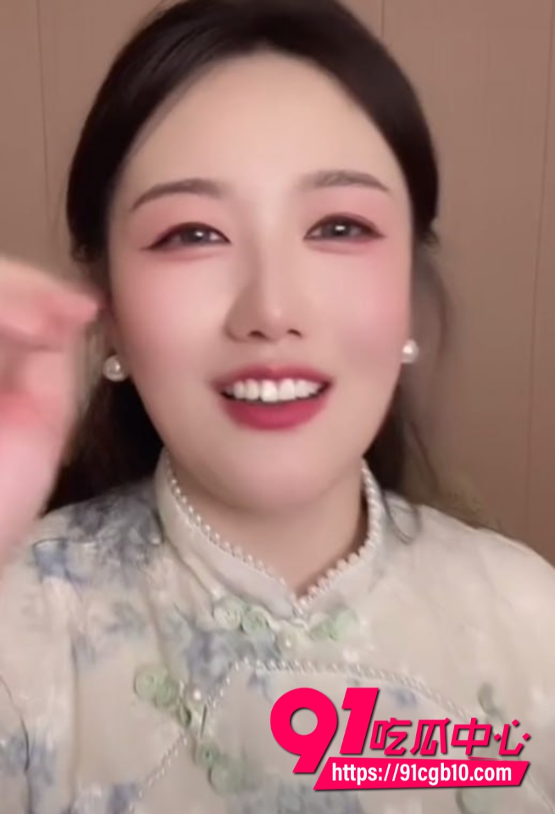 抖音直播擦边新赛道？？娇喘做福利6
