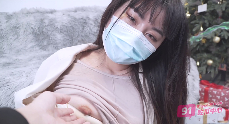 台北娜娜必撸佳作！忘记带钥匙的姐姐借宿男邻居 用身体报答！ 配图2