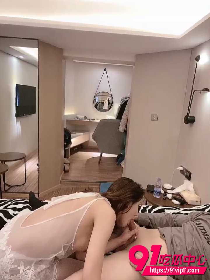 国产伪娘李智贤酒店激战3 国产伪娘李智贤酒店激战3