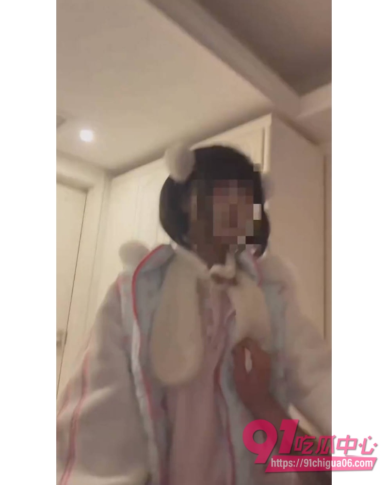 抖音网红小伶宝塌房 1