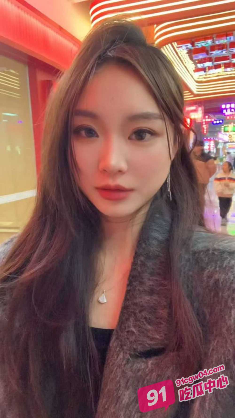 不羡鸳鸯不羡仙 又是羡慕泡良大神的一天 与美女酒店阳台刺激做爱! 配图2