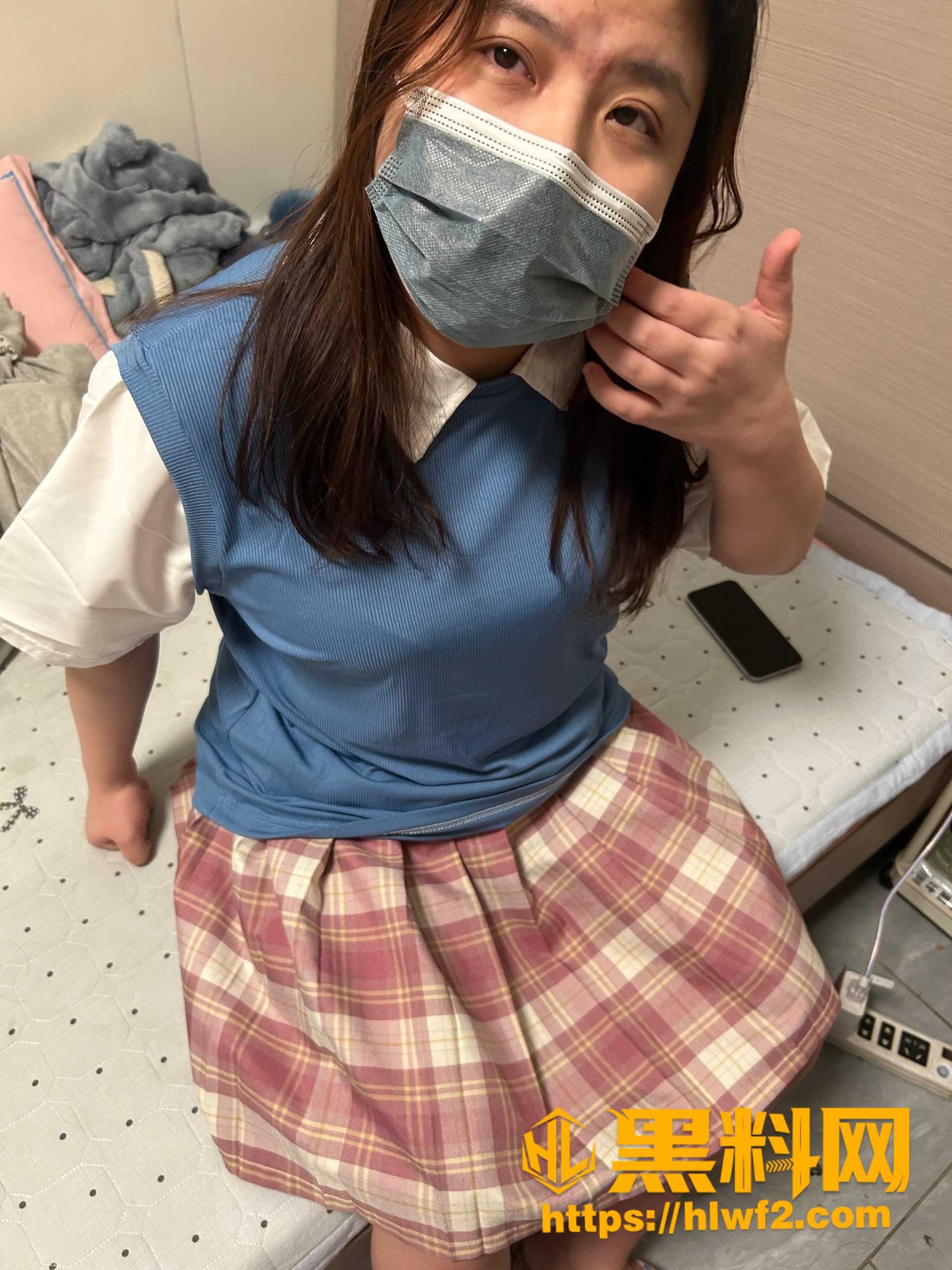原创 拍摄偷拍乱伦博主 Darnell 妹妹偷听爸妈做爱 忍不住让我操她 第33集