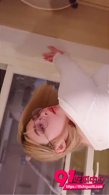 Kitty2002102被老板无套猛干视频6