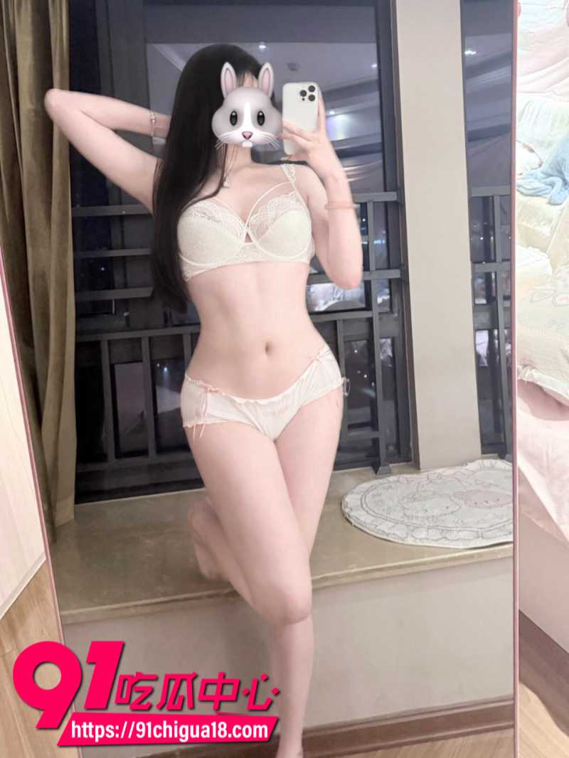 福建反差嫩妹小纯真推特兼职福利姬下海卖淫8