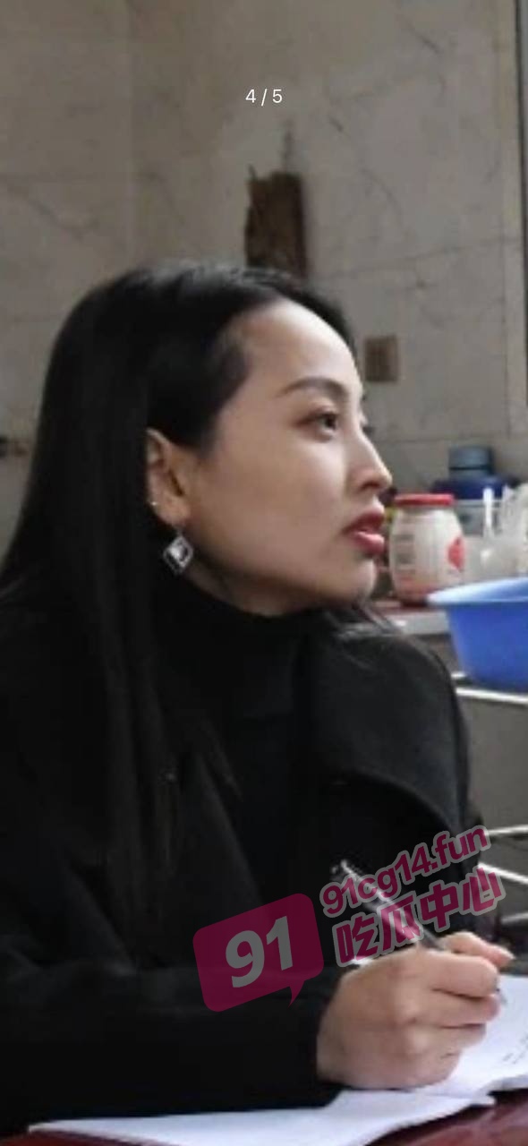 重庆酉阳政协委员左彩琴～权色交易曝光！最骚80后靠床上功夫获职政协委员！ 性爱视频曝光！