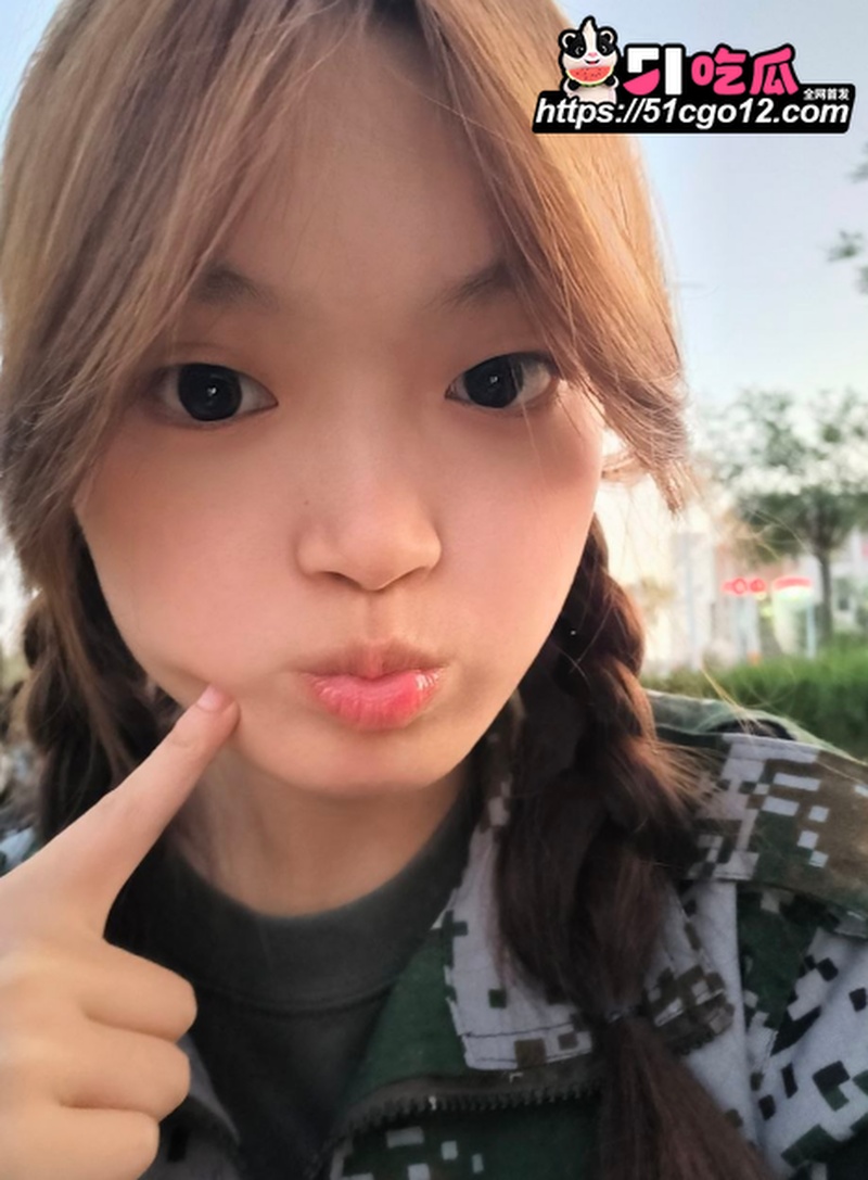 榆林能源科技职业学院 倪得莉 2 榆林能源科技职业学院 倪得莉 2