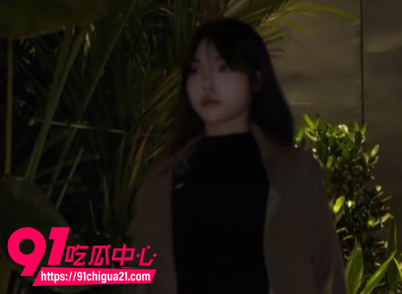 亚洲女网黄miuzxc在性爱约会网站上勾引陌生人约炮3