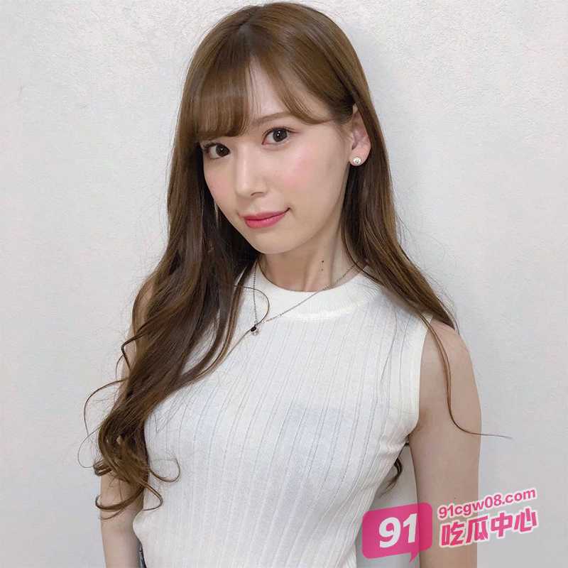 撸片推荐～性感黑丝女下属与经理的激情性交 彻底成为专属炮友！ 配图3