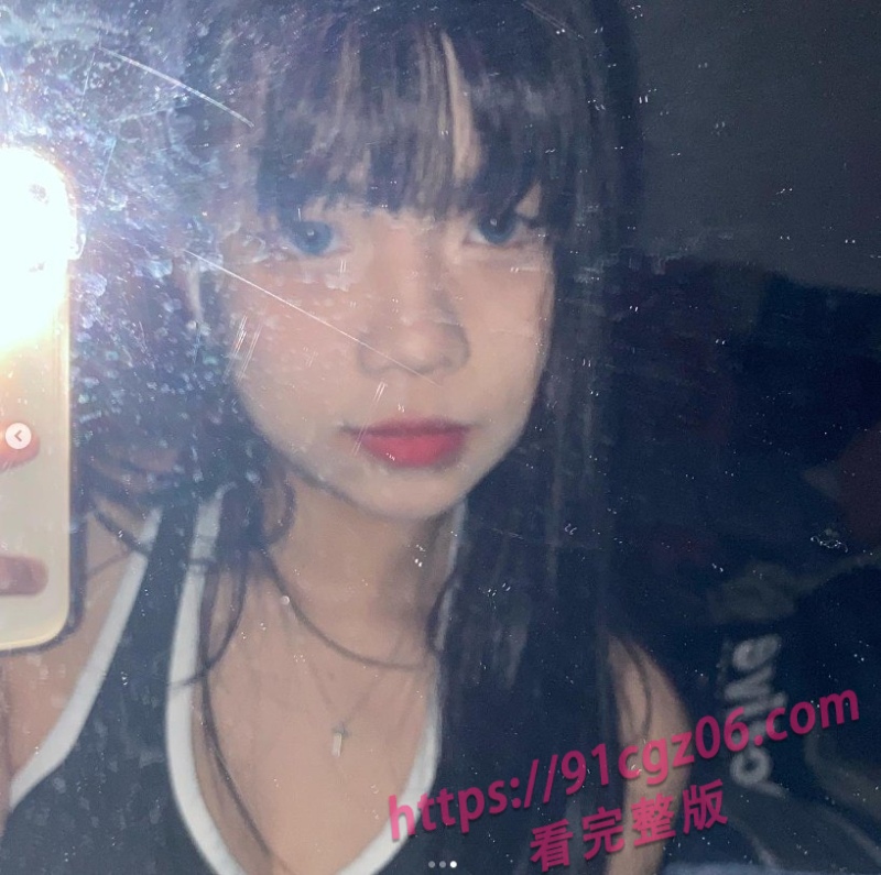 高颜值大三学姐婷妮大量做爱视频被男友售卖 母狗属性完美暴露！