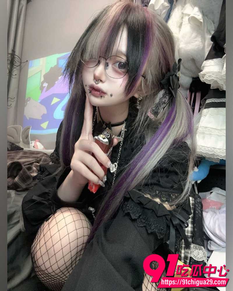 推特重口地雷妹椿山民子 14