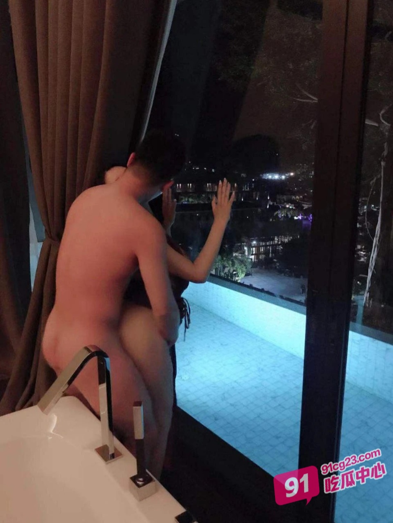 高端女模三亚伴游日常 钱到位可以肆意玩弄 羡慕土豪的每一天！ 配图8