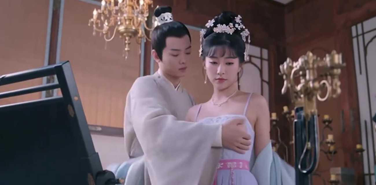 AI魔改花琉璃轶闻 孟子义苏梦芸古装激情缠绵 共浴露骨床戏画面极其淫荡!