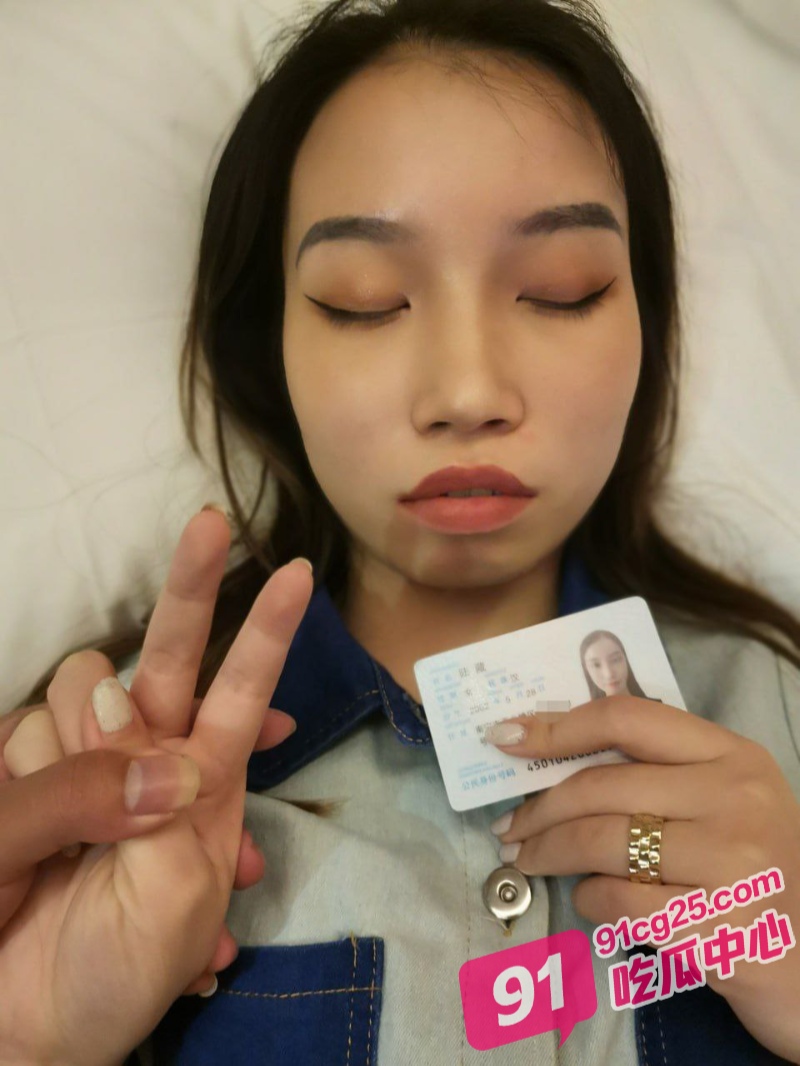 女大学生网恋奔现 遭下药迷奸惨被滴蜡调教 小伙甚至浴血奋战！ 配图