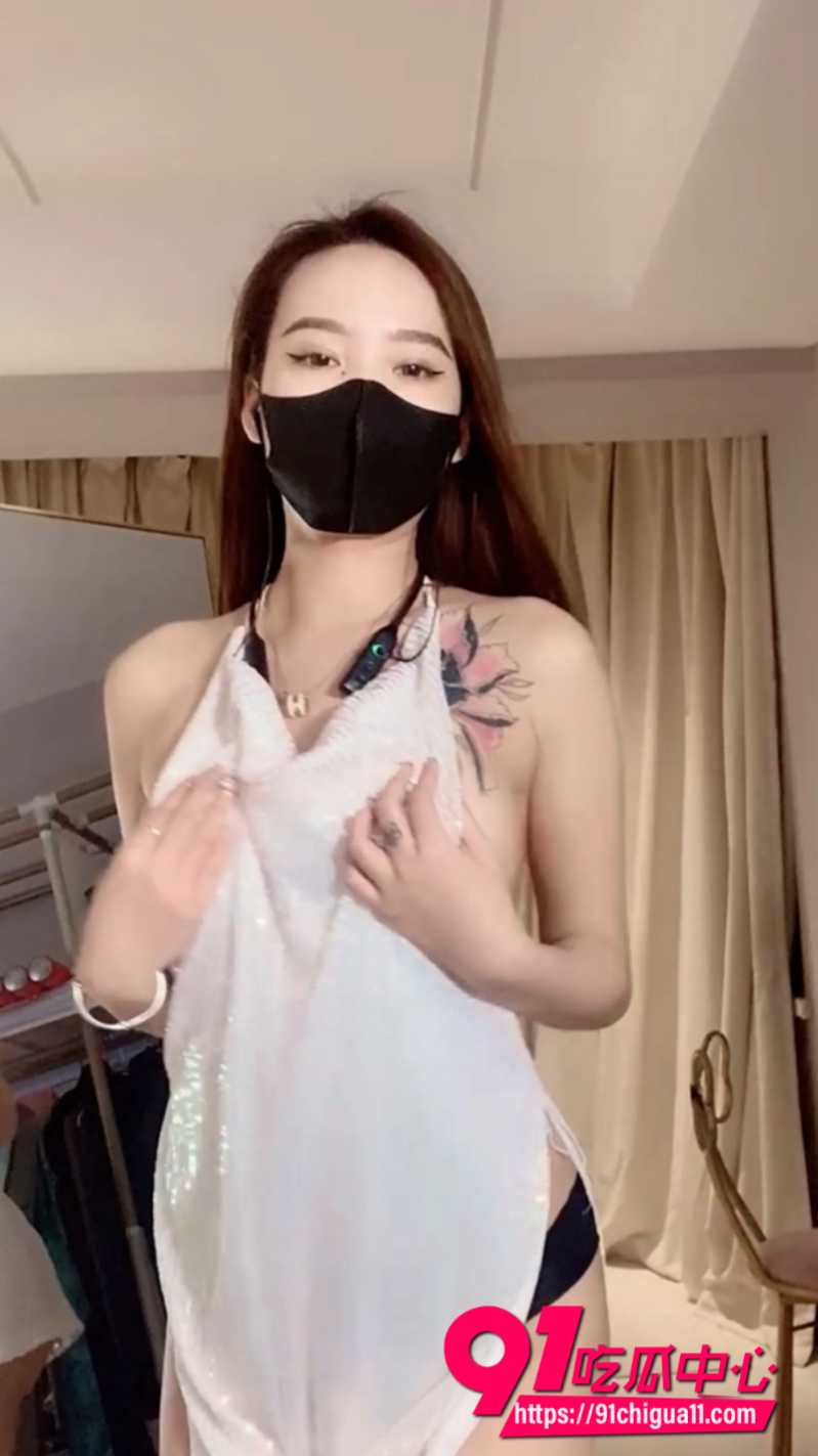 抖音快手高颜值网红糊涂小y11