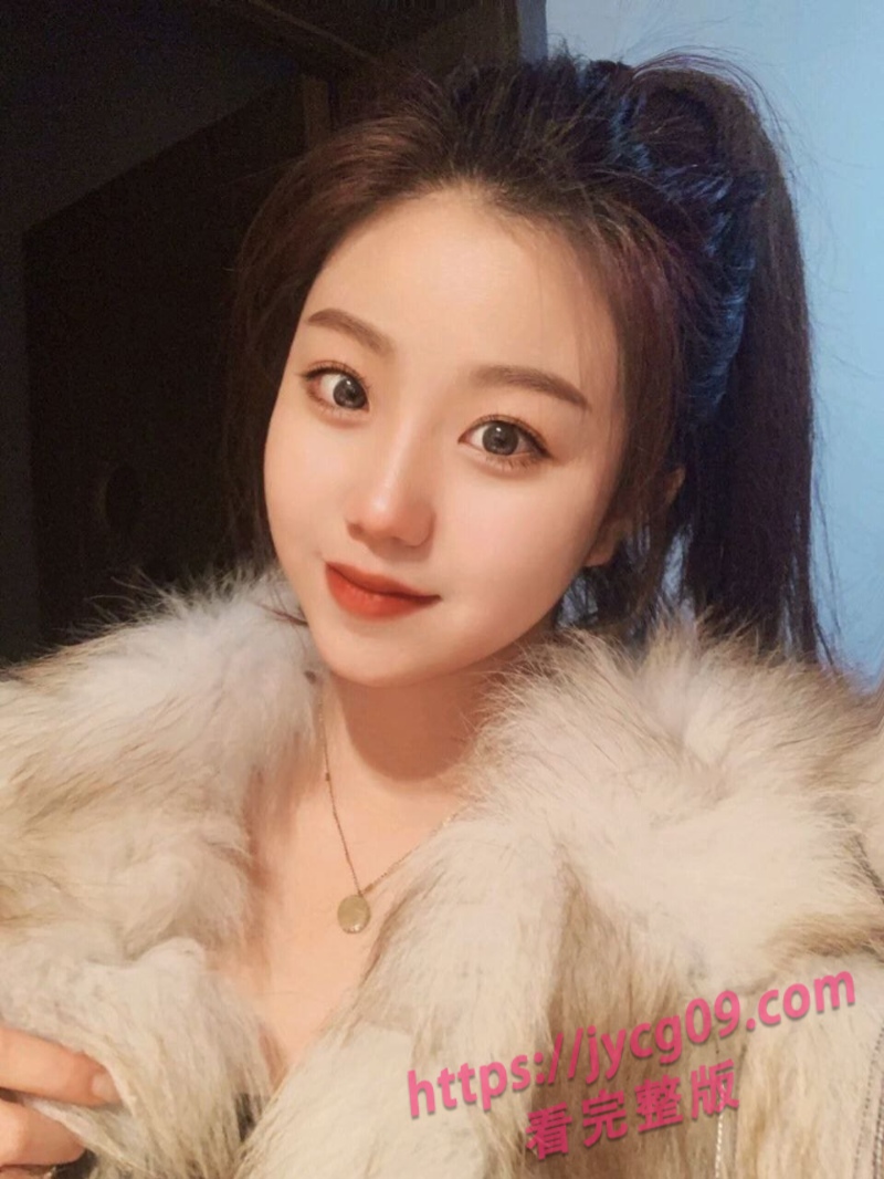 武汉音乐老师张小岚私会网友!初见即在学校口交! 配图2