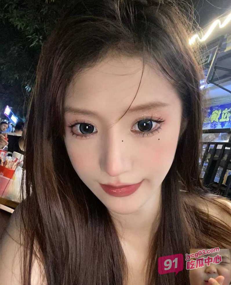 贵州工学院女神李琳调教视频流出！眼镜娘戴狗链玩出另类诱惑～ 配图