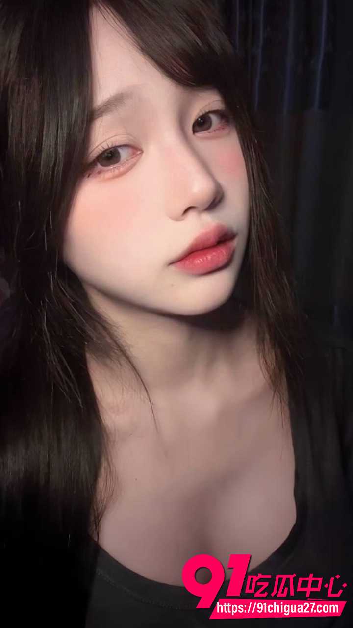 抖音江西荨荨子裸聊自慰视频流出5