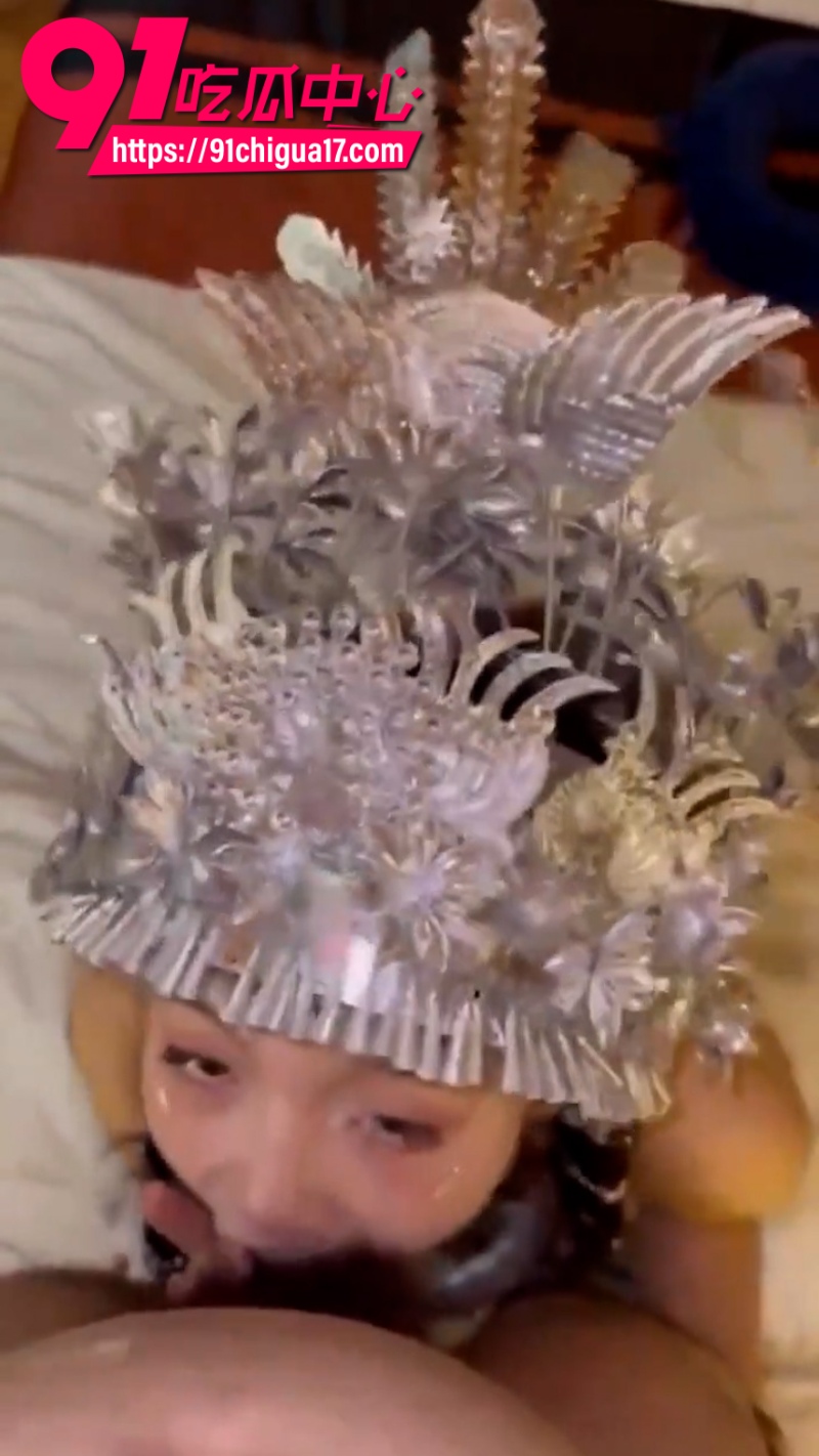误入苗寨沦为苗疆少女舌下玩物6