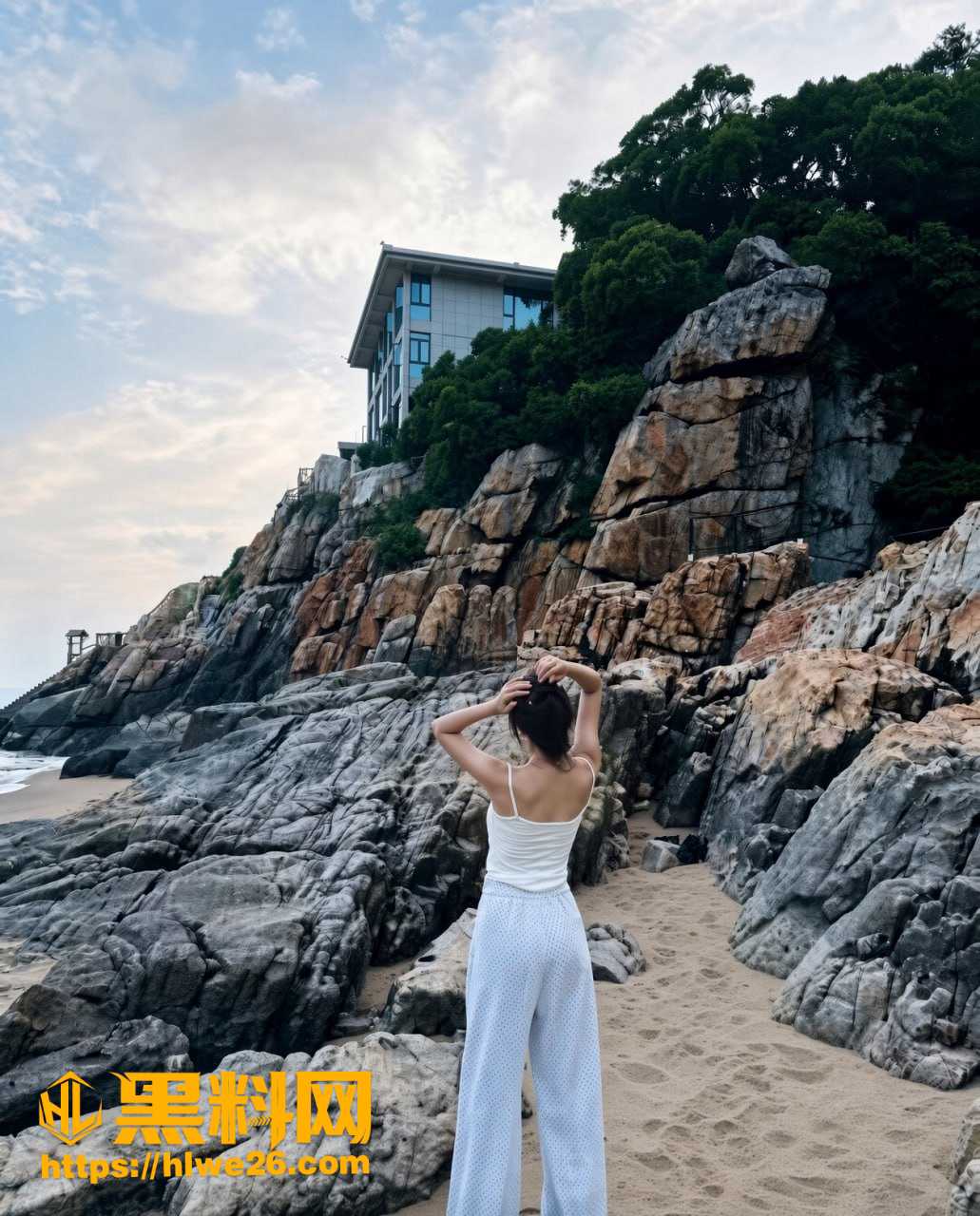山东极品反差美女 跟男友私拍性爱视频 全裸疯狂后入 表情实在太销魂了