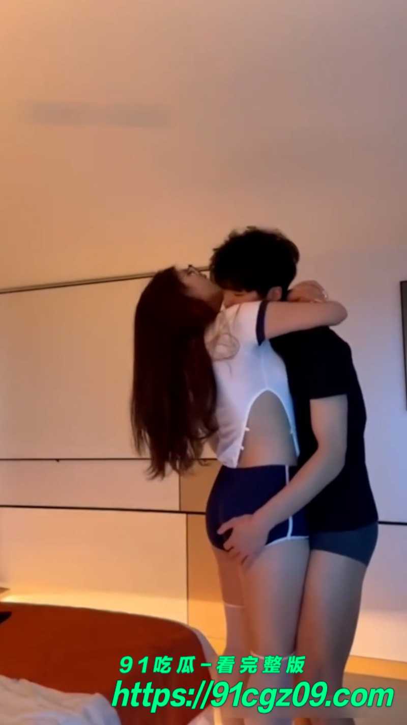 情侣自拍性爱视频网页素材6素材水印版 情侣自拍性爱视频网页素材6素材水印版